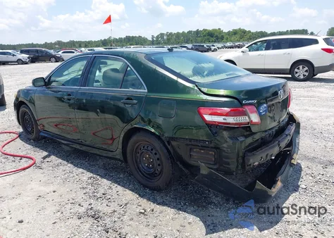 2010 Toyota Camry Le z USA, uszkodzony, nr VIN 4T1BF3EK2AU542631